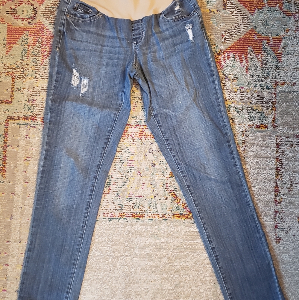 Maternity Jean's, 29